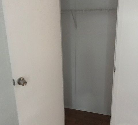 4th image of 22882 Tradewind Rd