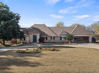 915 N Rockford Pl, Ardmore, OK 73401