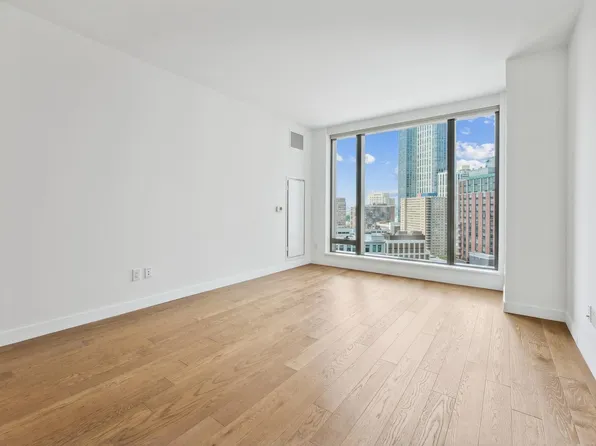 99 Hudson Street image 7 of 35