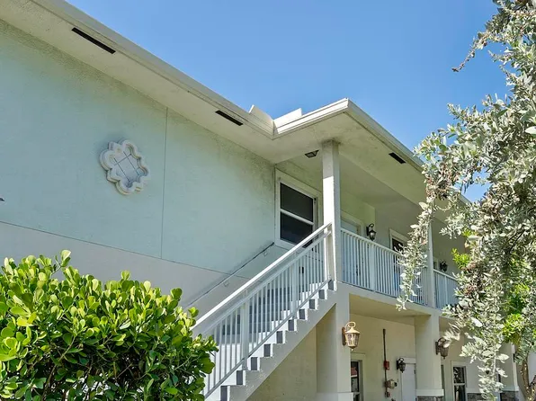 105 2nd St, West Palm Beach, FL