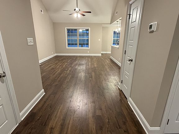 3rd image of 125 Ardell Dr