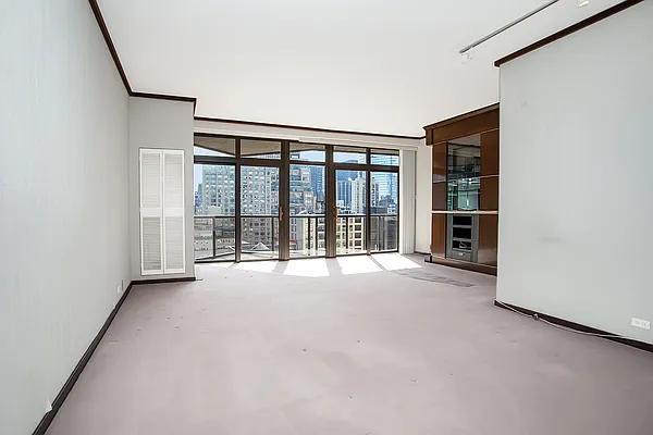 Sold by RELO REDAC INC. | media 1