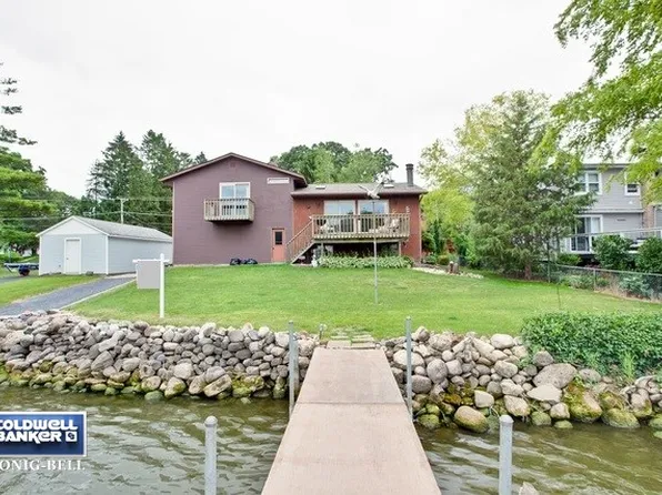 410 N River Rd, Fox River Grove, IL 60021