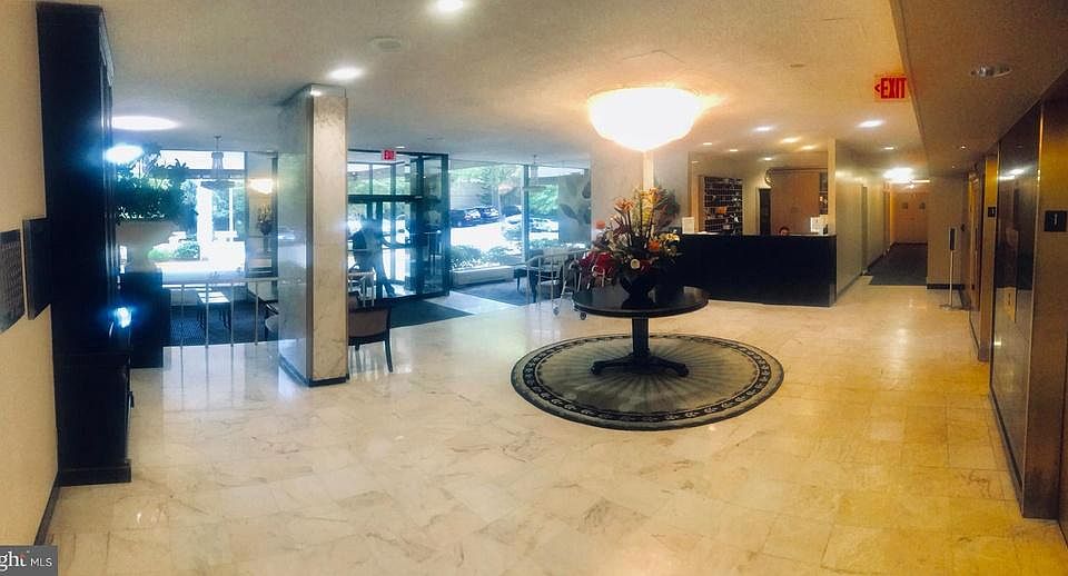 Forum Lobby