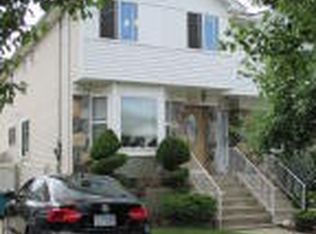 106 Mallow St, Staten Island, NY 10309