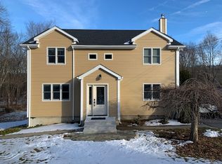 3388 Wildwood St, Yorktown Heights, NY 10598