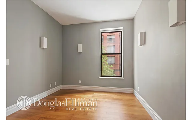 Rented by Douglas Elliman | media 80