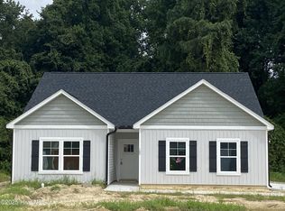 105 Chester Pl, Pikeville, NC 27863