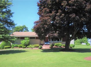 212 Fezell Rd, Freedom, PA 15042