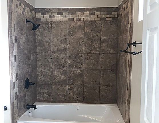 4th image of 5125 W Village Wood Ct