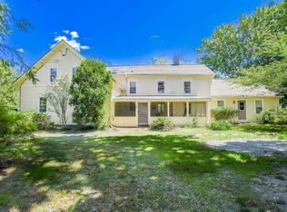56 Marion Rd, Rochester, MA 02770