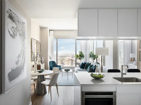 99 Hudson Street image 1 of 28