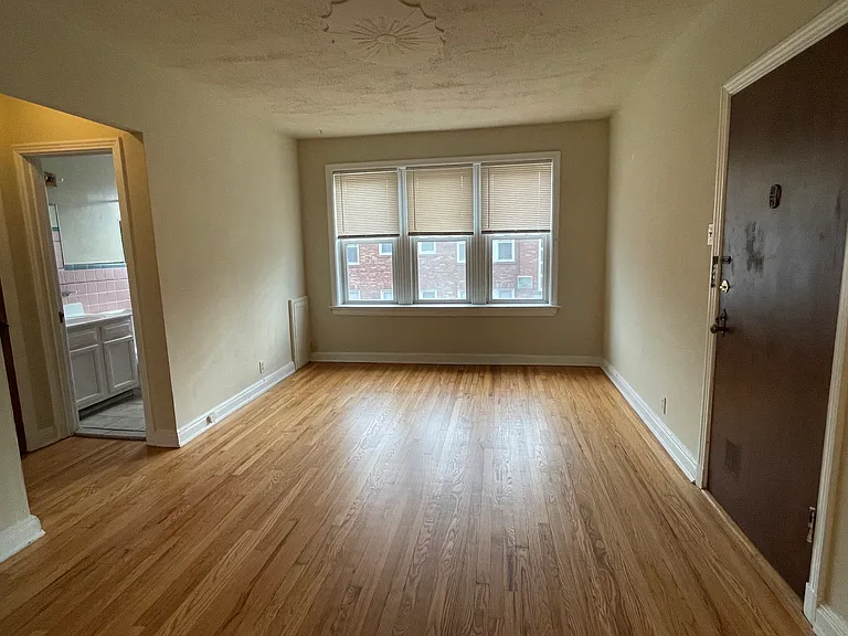 1226 Bellevue Ave — Photo 8