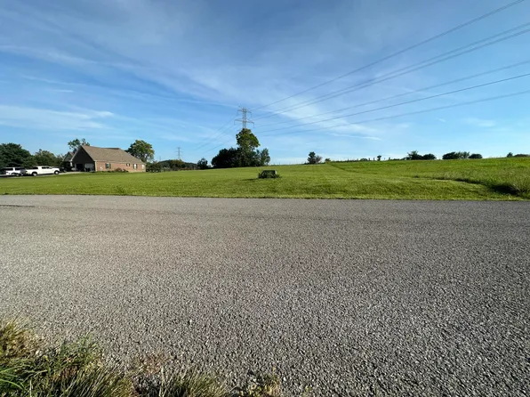 460 Cleo Ave, Lancaster, KY 40444