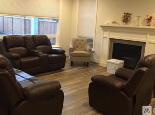 814 156th Pl SW, Lynnwood, WA 98087