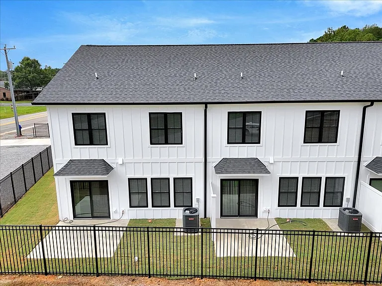 849 N Mecklenburg Ave — Photo 25