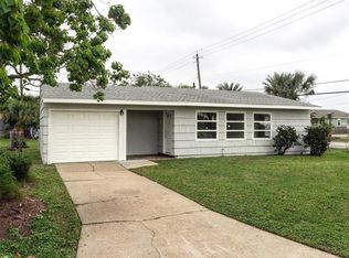 102 Marlin Ave, Galveston, TX 77550