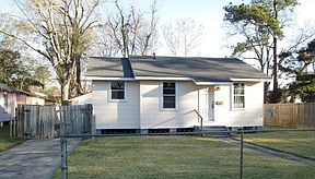 2nd image of 3515 Jackson Ave