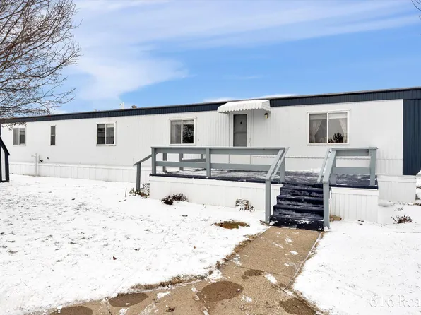 7368 Blue Dr NE, Belmont, MI 49306