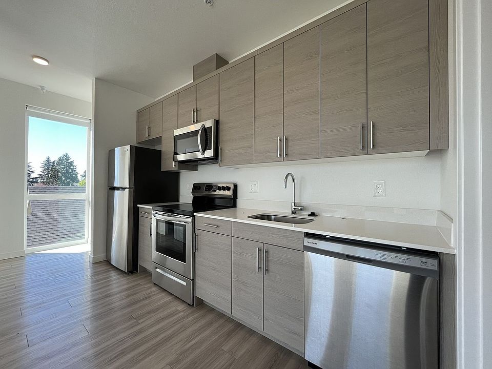 1st image of 6080 SE 84th Ave #302B