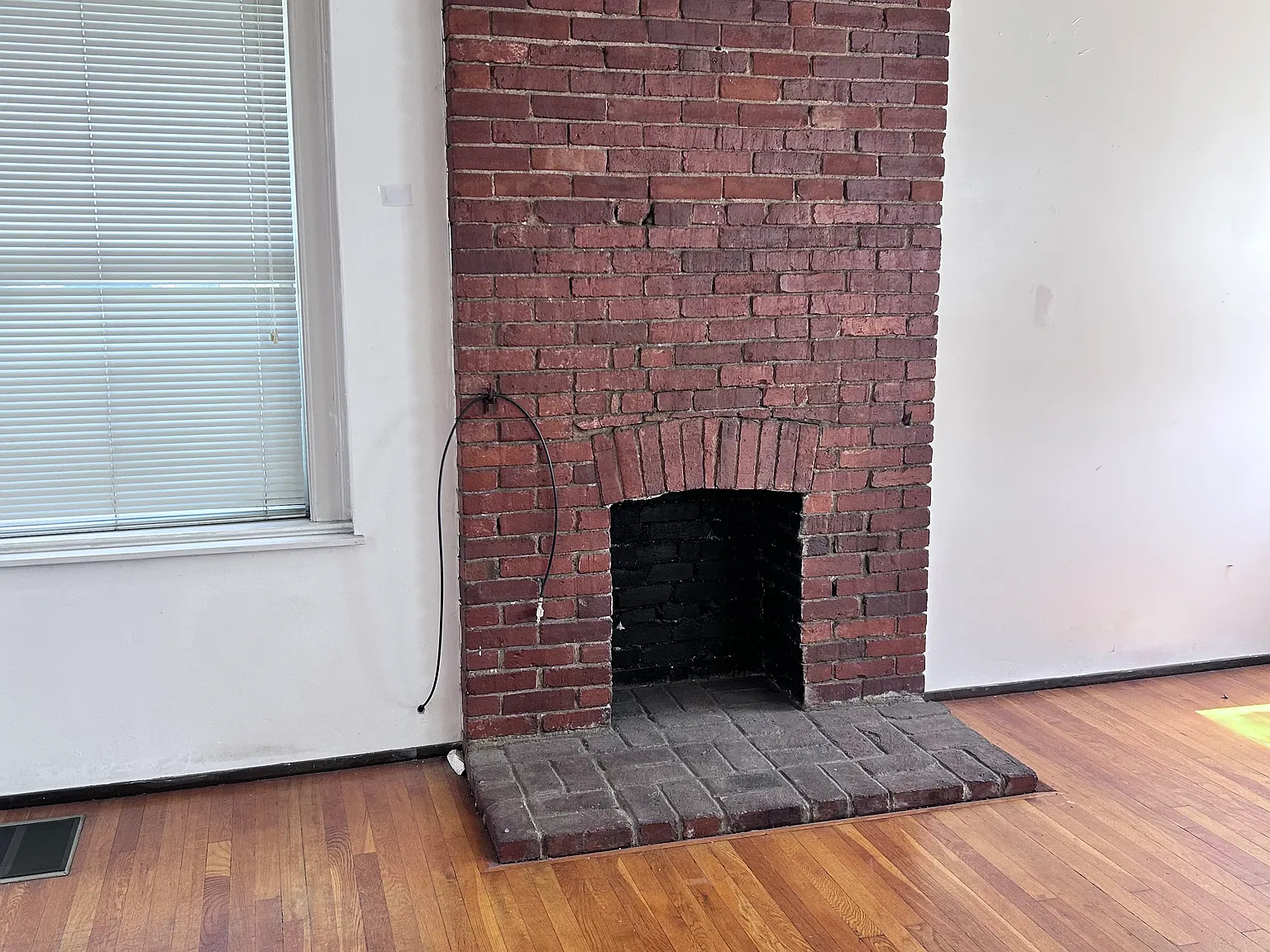 5807 Bartlett St — Photo 3