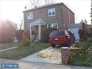 3rd image of 6516 N American St