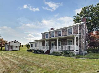 461 Weikert Rd, Gettysburg, PA 17325