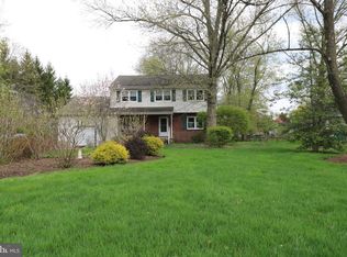 7 Reigate Way, Titusville, NJ 08560