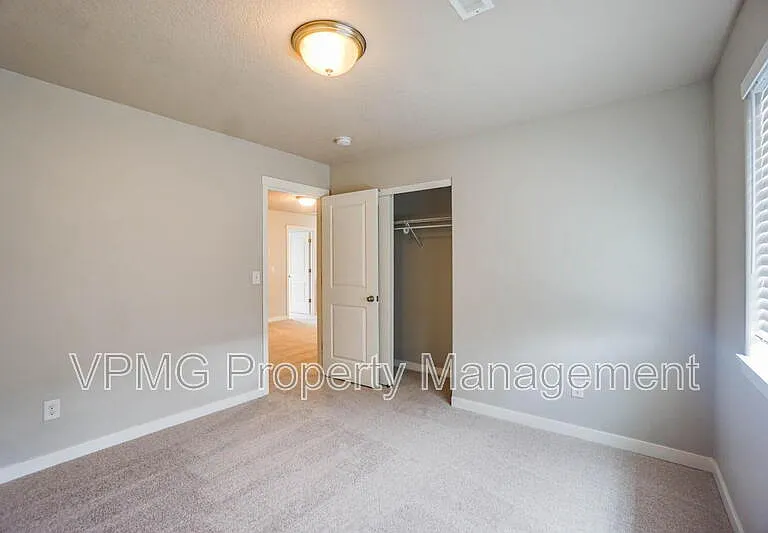 6117 NE 105th Ave — Photo 26
