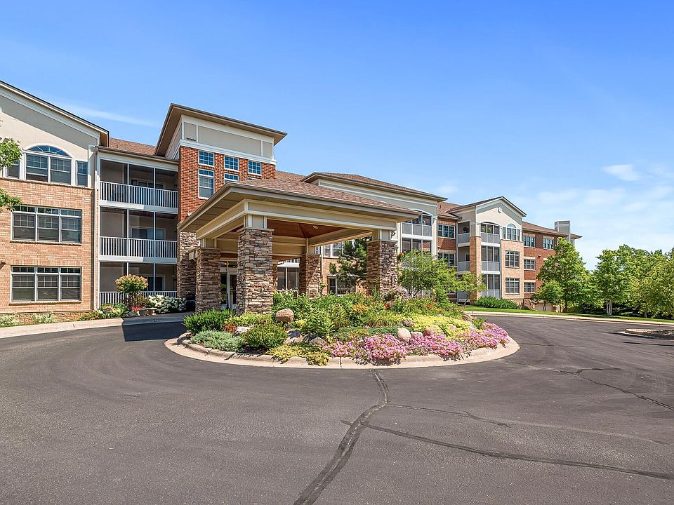 1st image of 500 Greenhaven Dr #306