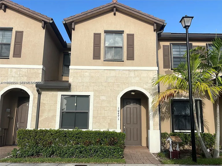 10491 W 34th Ct — Photo 10