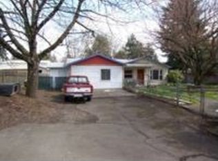16930 SE Woodward St, Portland, OR 97236