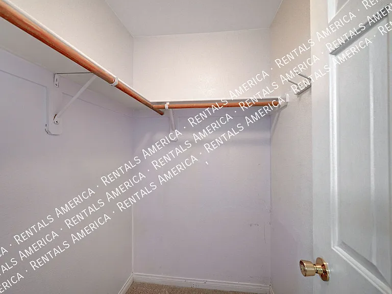 201 Sandhill Crane Ave — Photo 8