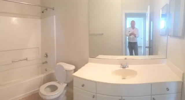 Ground Floor - 2 Bedrooms, 2 Bathrooms — Photo 3