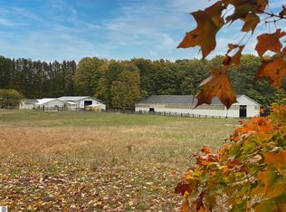 7548 Dinger Rd, Thompsonville, MI 49683