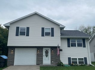 220 E B St, Hastings, NE 68901