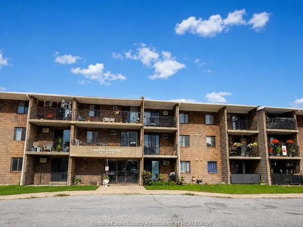 2565 Lauzon Rd #101, Windsor, ON N8T 2Z5