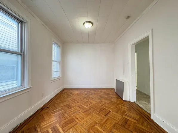 310 Winfield Ave, Jersey City, NJ