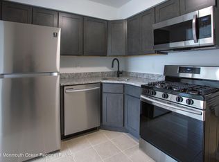 11 Diane Drive, Tinton Falls, NJ