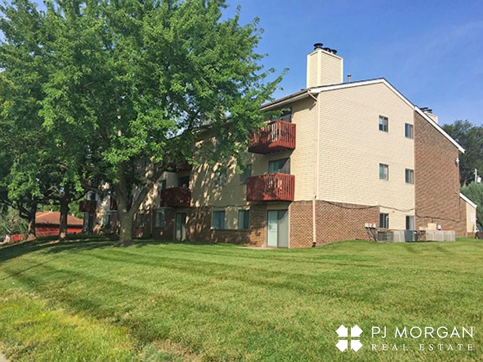 Oakbrook Apartments