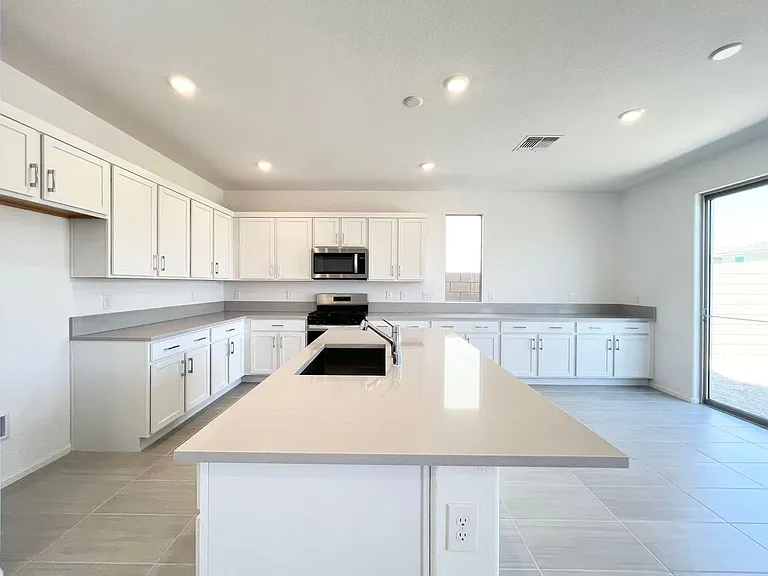 5892 Marigold Sunset Ct — Photo 8