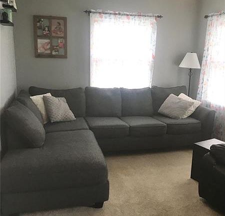 4th image of 227 Dombroski Ave