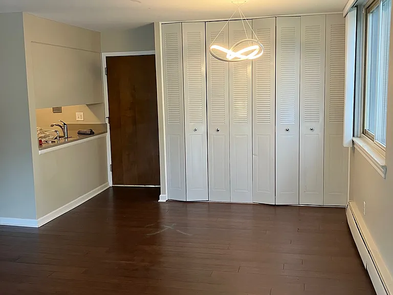 2313 Packard St #A202 — Photo 2