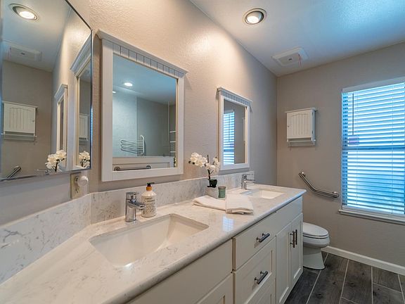 5th image of 2905 Carmella Way