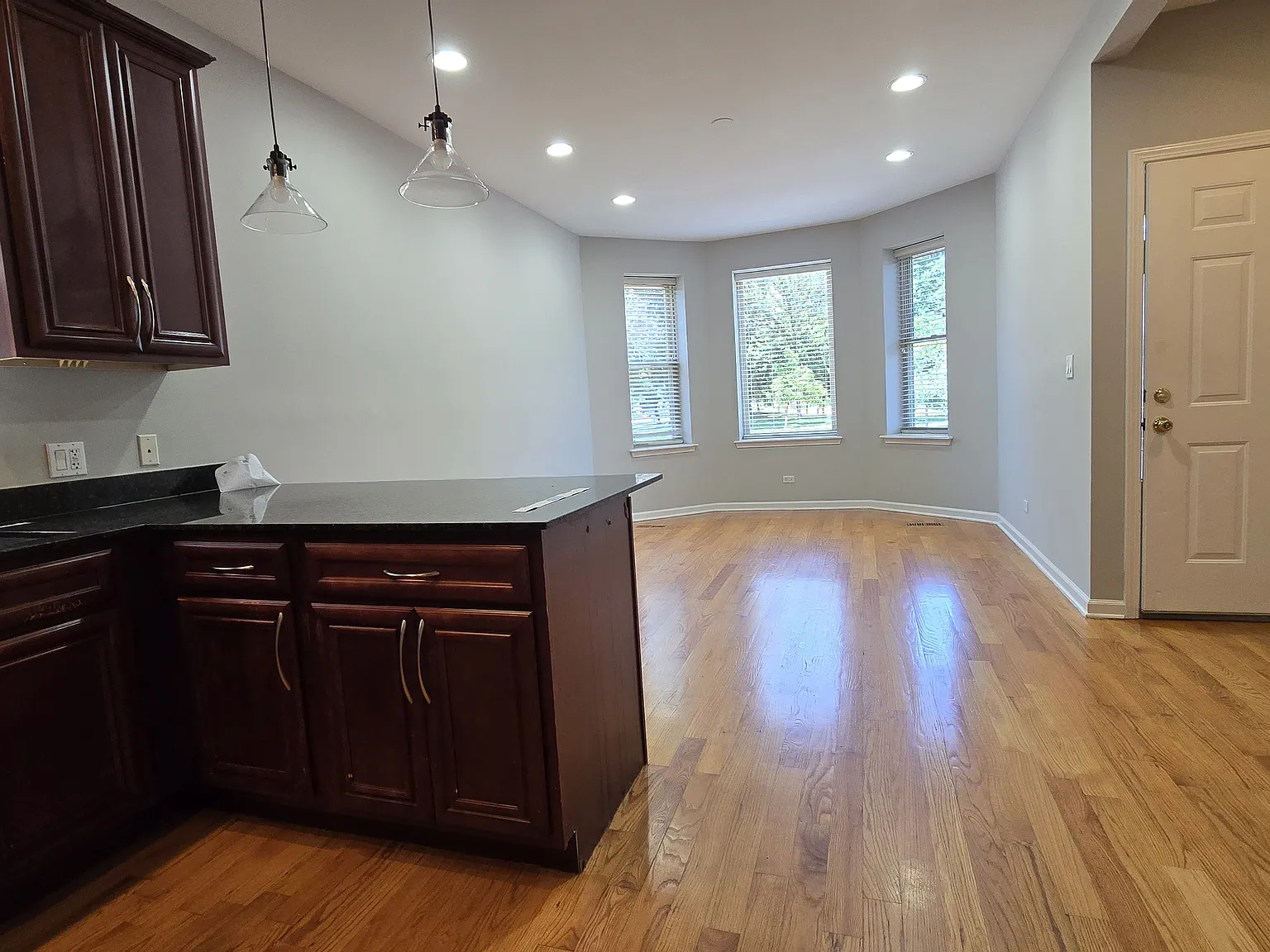 3147 W Augusta Blvd — Photo 2