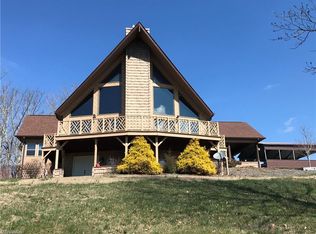 156 Grammys Ln, Pilot Mountain, NC 27041