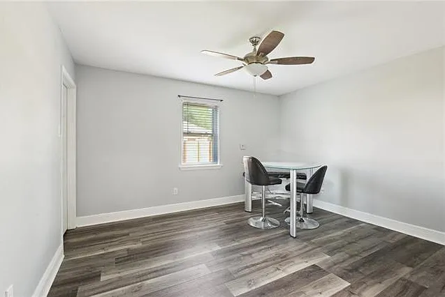 91 Rosedown Dr — Photo 3