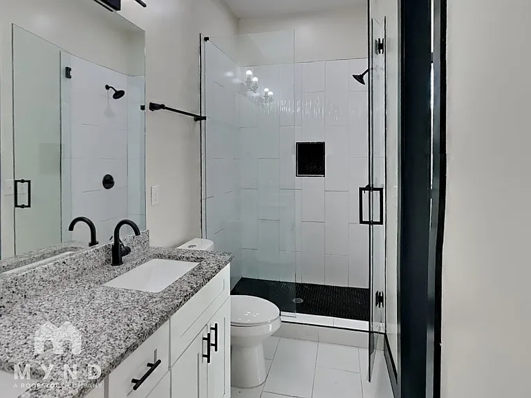631 Windsor St SW — Photo 11
