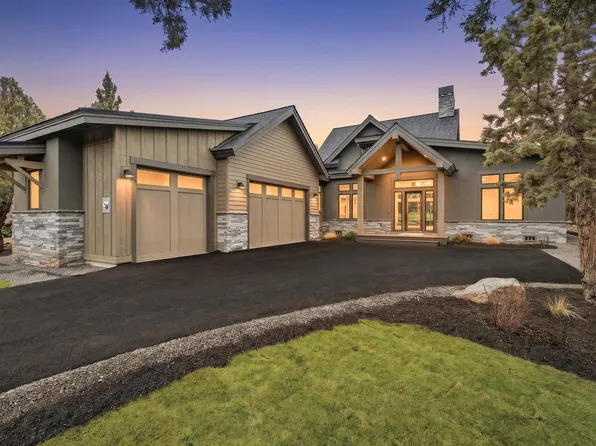 2447 Osprey Dr, Redmond, OR 97756