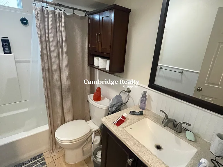 307 Cardinal Medeiros Ave #3 — Photo 6